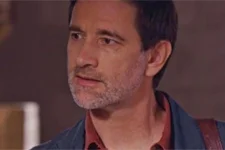 INDISCRÉTION : Clément PORTE PLAINTE contre Coralie !