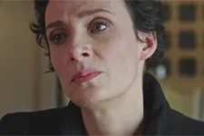 INDISCRÉTION : Elsa va bientôt devenir très violente !