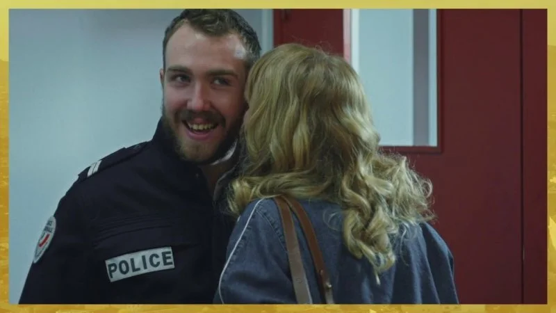 Indiscrétion : Émilie use de son pouvoir sur Kévin…