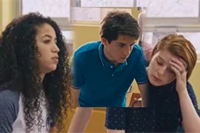 INDISCRÉTION : Les ados bientôt confrontés à leurs angoisses pour l’avenir !