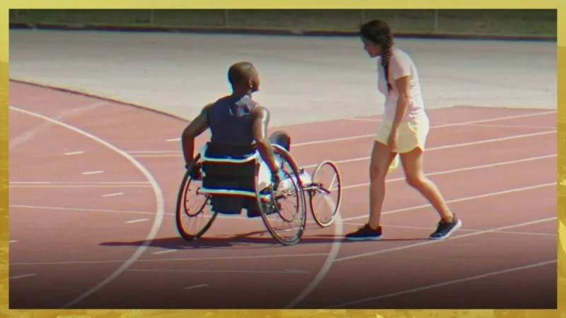 Indiscrétion : Mila embrasse Mouss