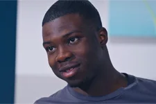 INDISCRÉTION : Mouss fait tout son possible pour aider Luna !