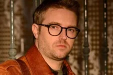 INDISCRÉTION : Nathan trouve une nouvelle idée de job pour Aurélie