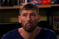 INDISCRÉTION : Thomas souhaite se rapprocher de Baptiste