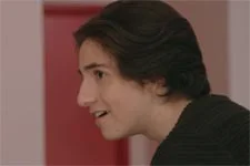 INDISCRÉTION :  Tom : Voici comment il s?intègre au Lycée Vincent Scotto !