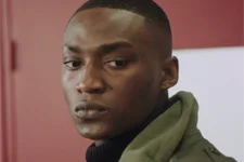 INDISCRÉTION : Valère repousse brutalement Mila !