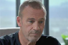 INDISCRÉTION : Vincent cache des choses à la police !