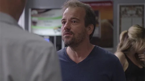 Intrigues Plus belle la vie : Jean-Paul supplie Patrick d’accepter la demande de mutation d’Irina !