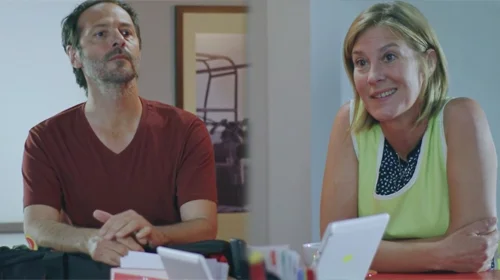 Intrigues Plus belle la vie : Laetitia fait son possible pour réconforter Franck