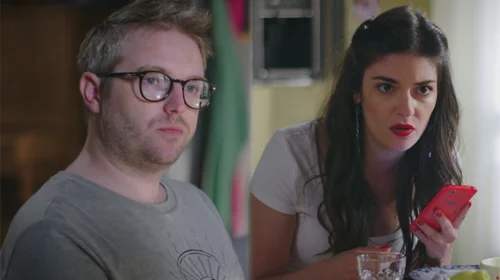 Intrigues Plus belle la vie : Nathan couvre Barbara devant Sabrina !