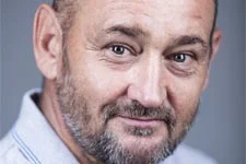 Jean-François Malet (Brigadier Leroux) dans « Crime à Martigues »