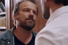 Jean-Paul met la pression au mari d?Hélène !