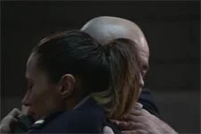 Jean-Paul réconforte Samia après sa rupture avec Djawad