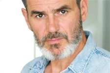 Jérôme Bertin (Patrick) se confie sur son rôle dans Plus belle la vie