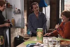 Jocelyn est vexé par le comportement de Babeth et Yolande