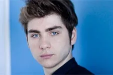 Jules Fabre (Théo) : « Antoine ne redeviendra pas une femme »