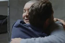 Karim apprend qu?il va être grand-père !