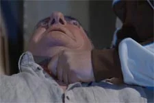 Karim sur le point d?égorger Matéo !