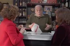 La mort d?Issa fait débat au Bar du Mistral