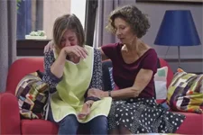 Laetitia CRAQUE totalement !