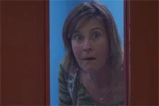 Laetitia observe le rattrapage du BAC de Kévin