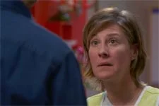 Laetitia remarque que Franck ne va pas bien