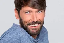 Laurent Kérusoré (Thomas de Plus belle la vie) a joué dans la série comique H !