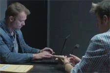 Le voisin d?Hélène raconte ce qui s?est passé au moment du meurtre