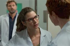 Léa donne des ordres à sa mère !