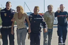 Léa et Jean-Paul parviennent à sortir des décombres !