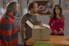 Les Boher récupèrent un colis encombrant