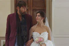 LOOK : Découvrez la robe de mariée d?Elodie !