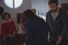 Luna quitte son fauteuil pour des béquilles !