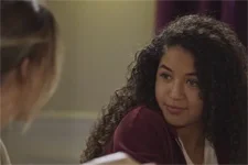 Mila révèle à Ninon avoir Baron comme prof de maths !