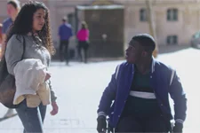 Mouss propose à Mila de rester uniquement amis