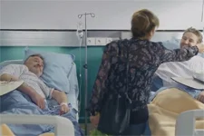 Nathan et Blanche tentent de remonter le moral à Rochat !