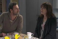 Nicolas décide de tester à nouveau Léa