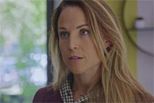 Ninon pose une QUESTION très importante à Angèle !