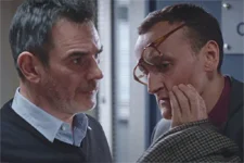 Patrick donne un coup de poing à Didier Lanski !