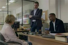 Patrick et Pascal Senghor cherchent à savoir quel est le lien entre Claire et l?Enchanteur