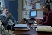 Patrick se pose des questions sur Nathan