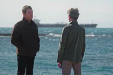 Pavel se fait secouer par son ami Anton !