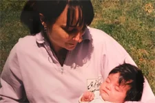 PHOTO : Eléonore Sarrazin (Sabrina de Plus belle la vie) rend hommage à sa mère décédée
