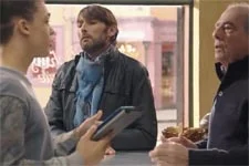 Plus belle la vie en avance : Baptiste forcé d?arnaquer sa famille ?