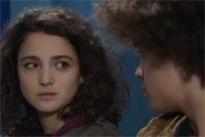 Plus belle la vie en avance : Baptiste suggère à Emma de faire le test du sida