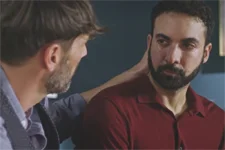 Plus belle la vie en avance : Gabriel fond en LARMES devant Thomas !