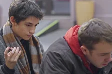 Plus belle la vie en avance : Kévin et Tom donnent tout pour le bonheur de Laetitia !