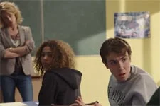 Plus belle la vie en avance : Les élèves s?opposent à Coralie