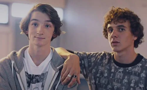 Plus belle la vie en avance : mazelle piège mouss, et noé amoureux de manon - ce qui vous attend le 10 novembre dans pblv (vidéo France TV)