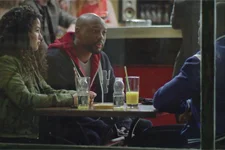 Plus belle la vie en avance : Mouss voit son père refaire surface dans sa vie !